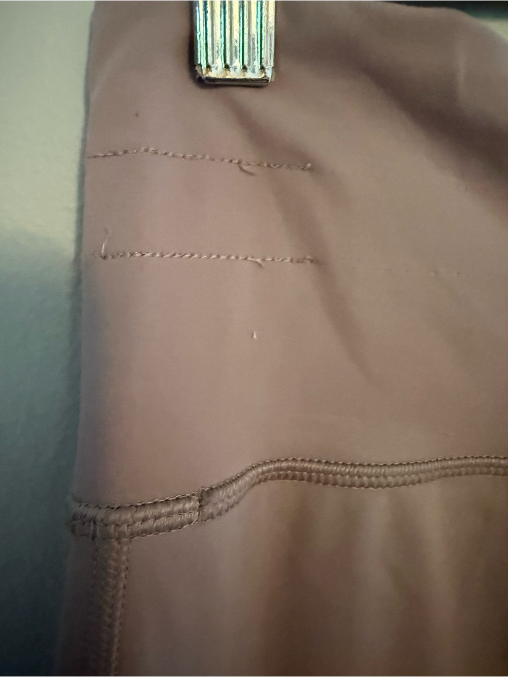 Vuori Women’s Large Daily Leggings Pink - Picture 8 of 9